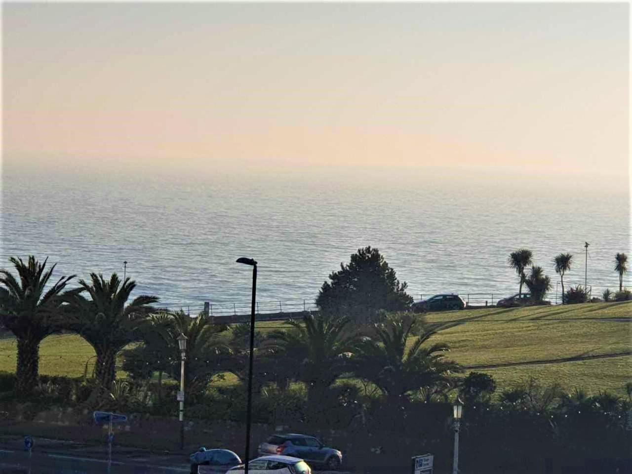 The Ellesmere Hotel Eastbourne Bagian luar foto