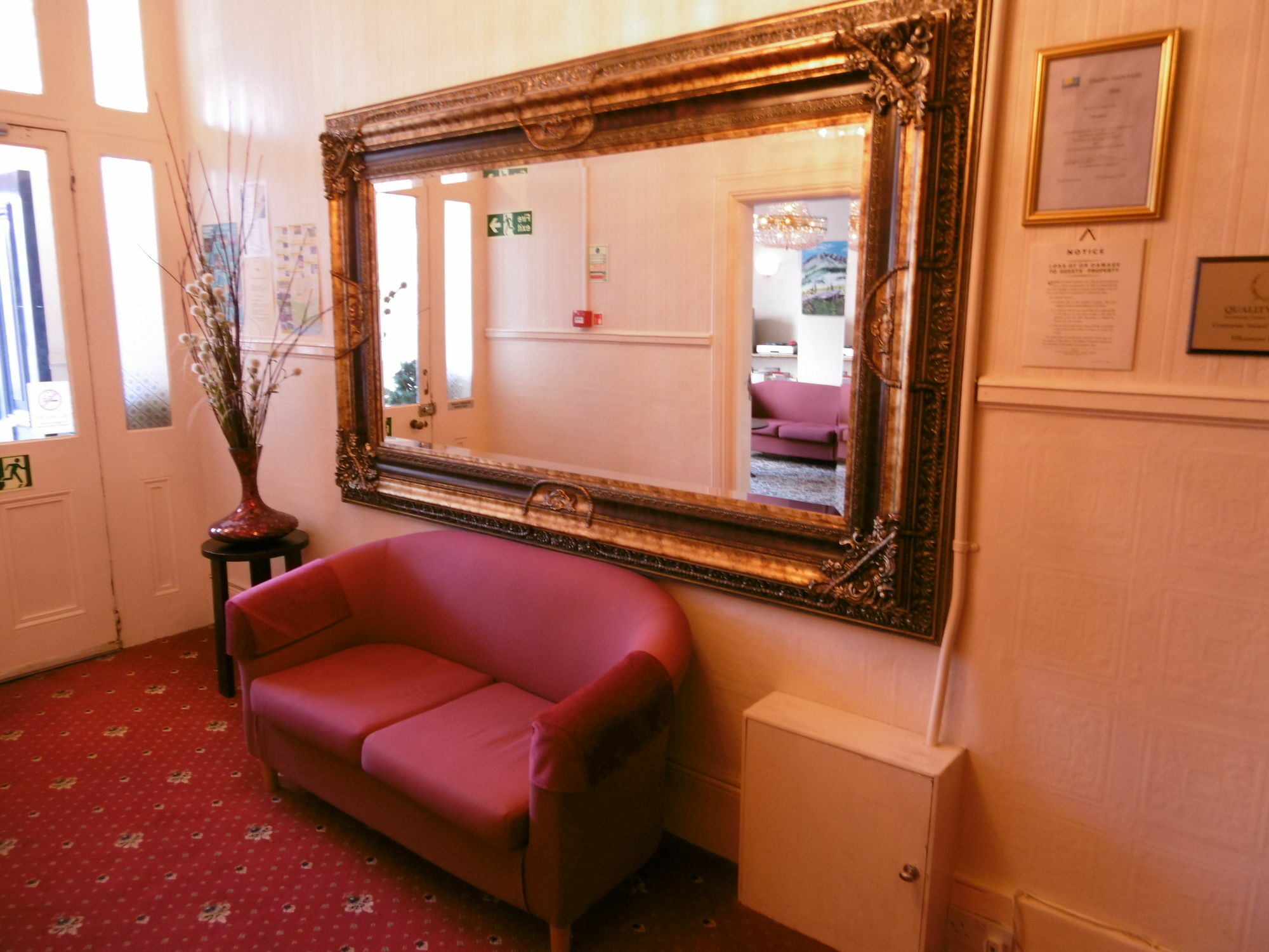 The Ellesmere Hotel Eastbourne Bagian luar foto