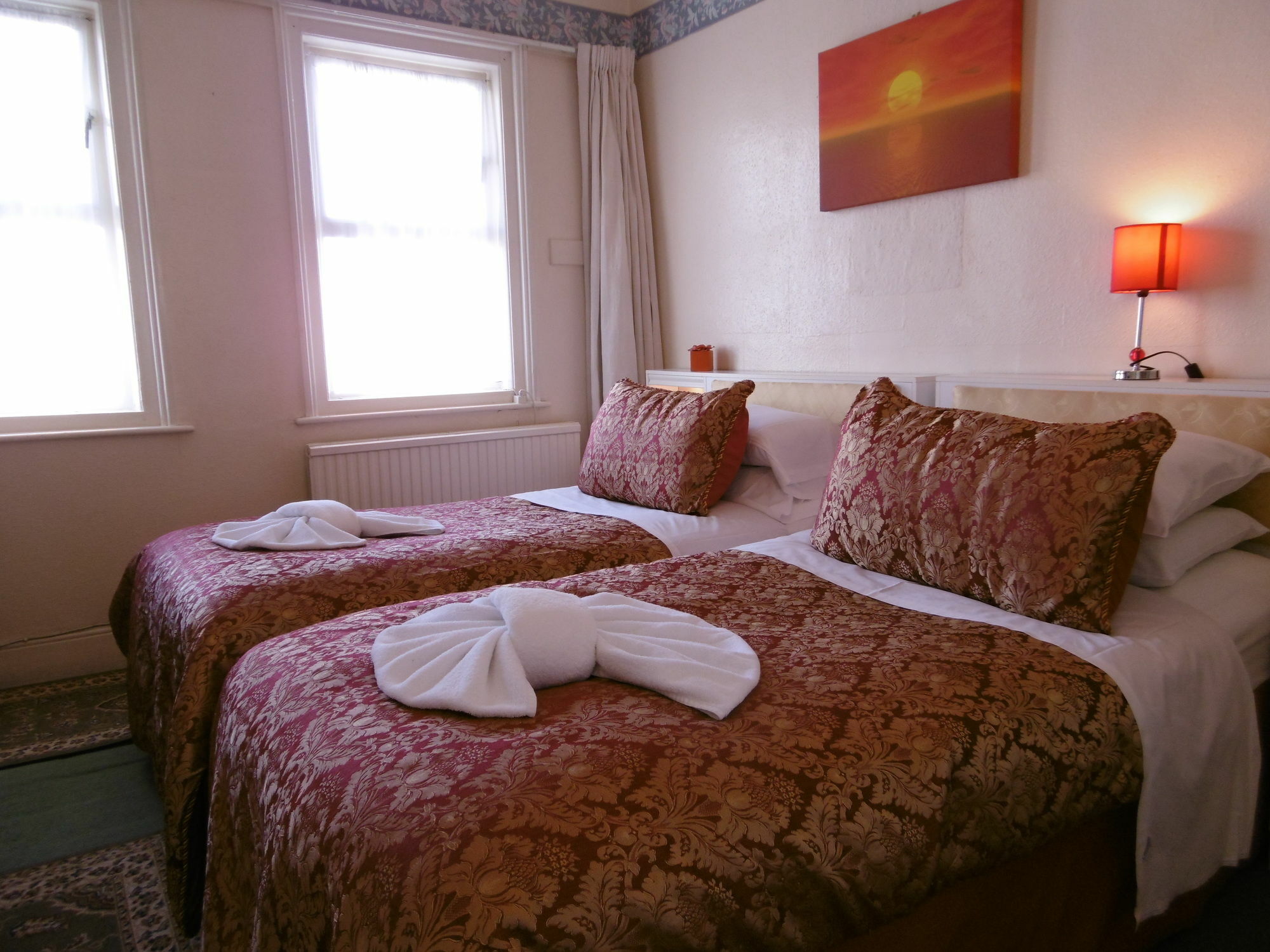 The Ellesmere Hotel Eastbourne Bagian luar foto