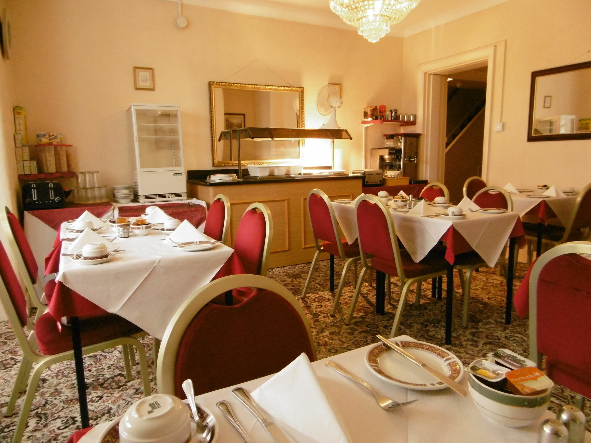 The Ellesmere Hotel Eastbourne Bagian luar foto