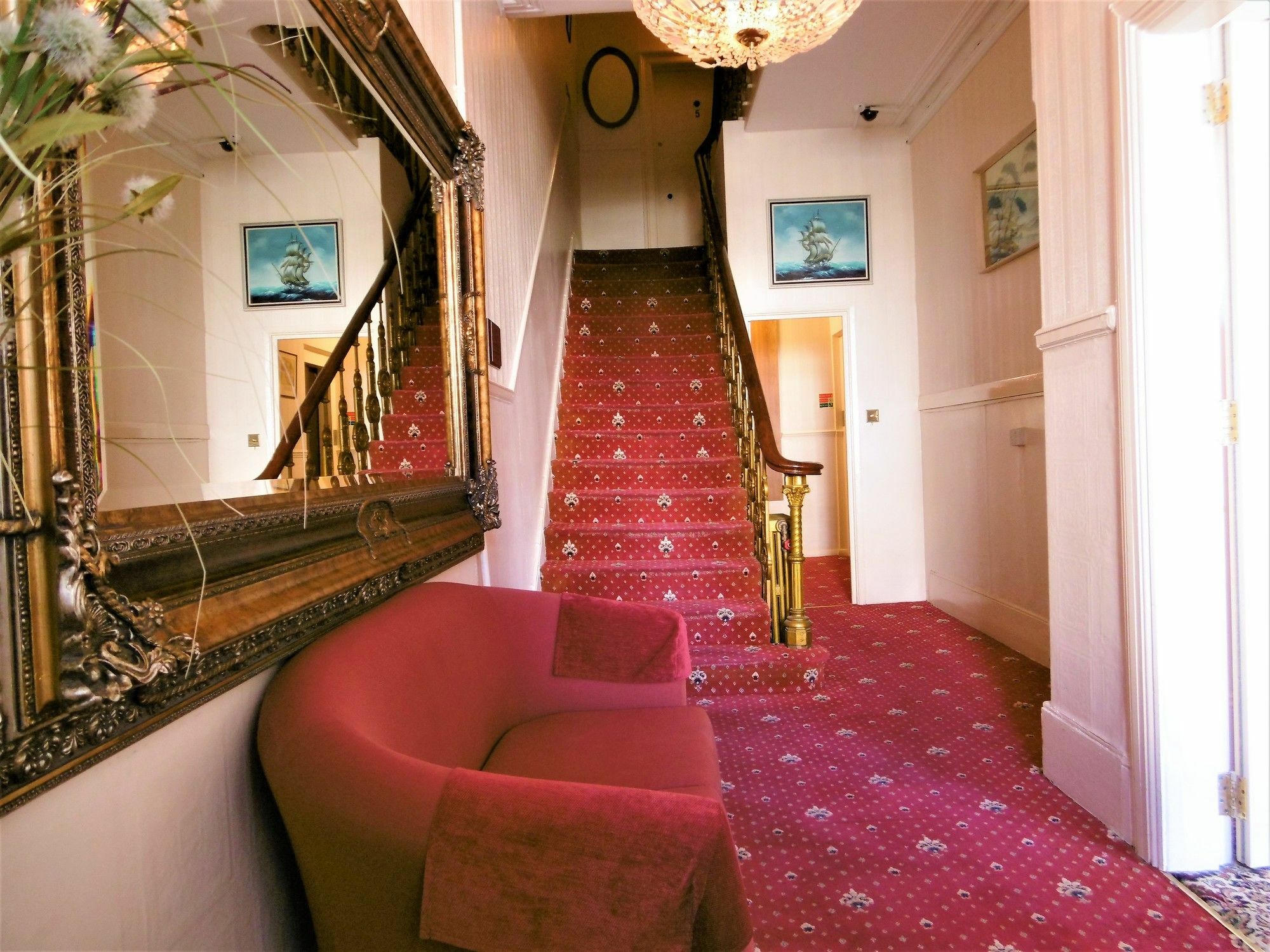 The Ellesmere Hotel Eastbourne Bagian luar foto